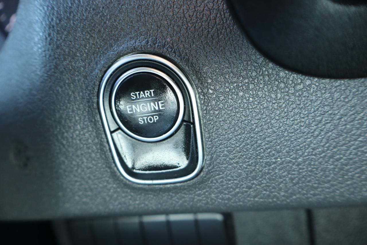 Mercedes-Benz Sprinter Van 2500 High Roof V6 170" RWD 2020