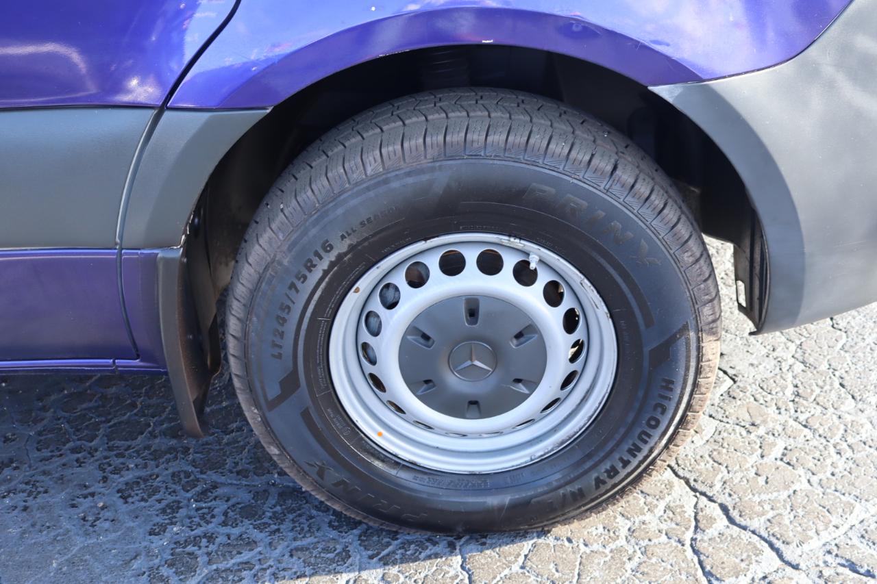 Mercedes-Benz Sprinter Van 2500 High Roof V6 170" RWD 2020