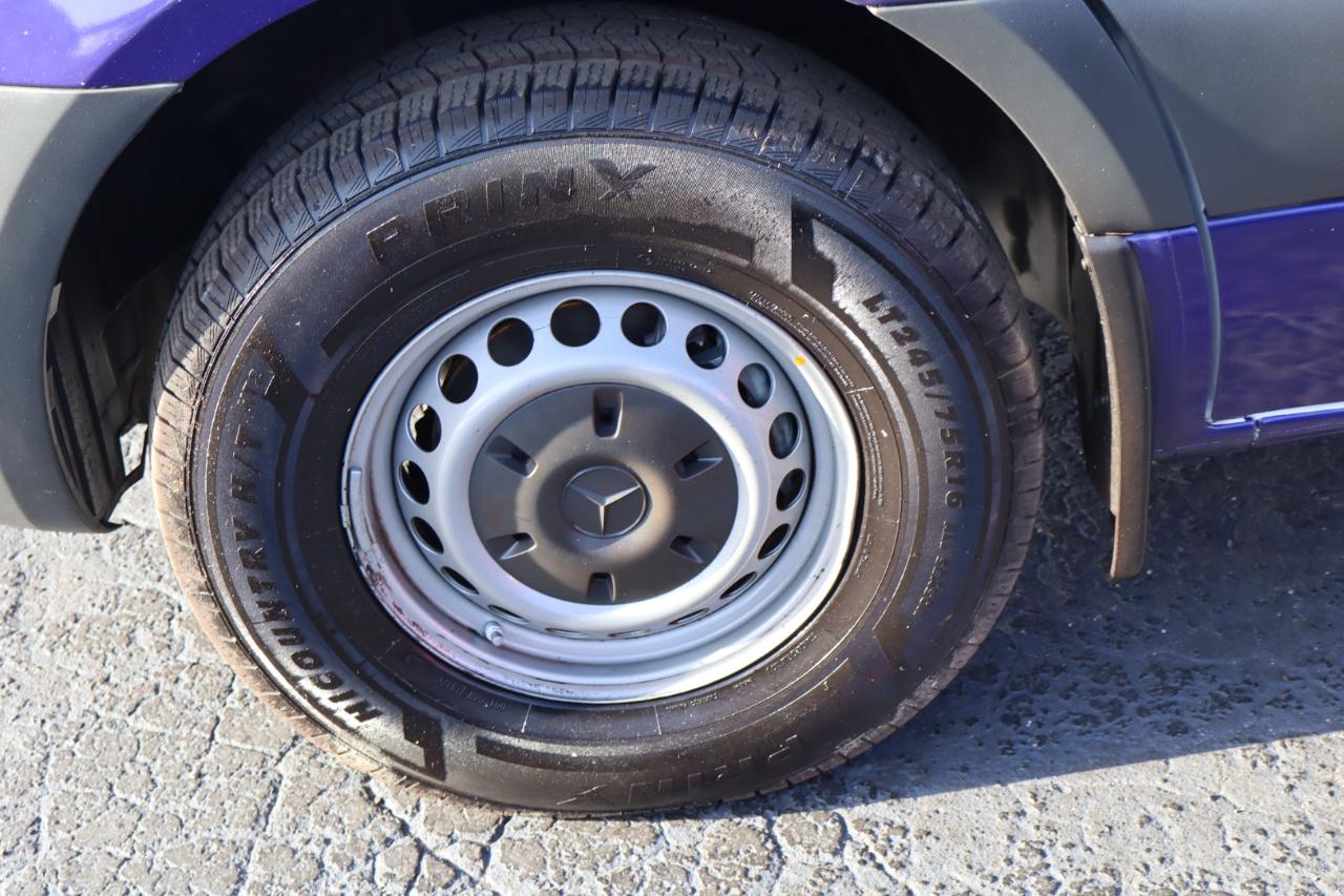 Mercedes-Benz Sprinter Van 2500 High Roof V6 170" RWD 2020