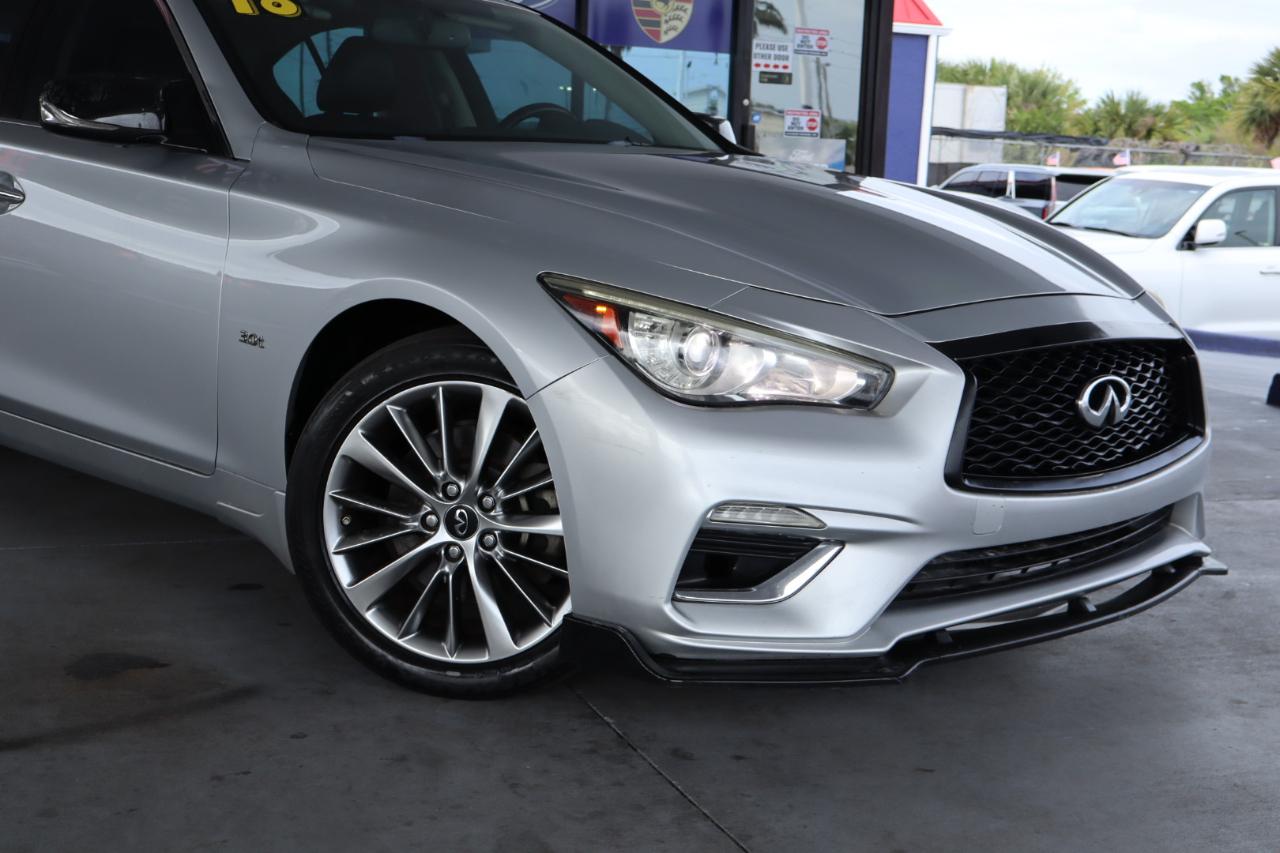 Infiniti Q50 3.0t LUXE RWD 2018