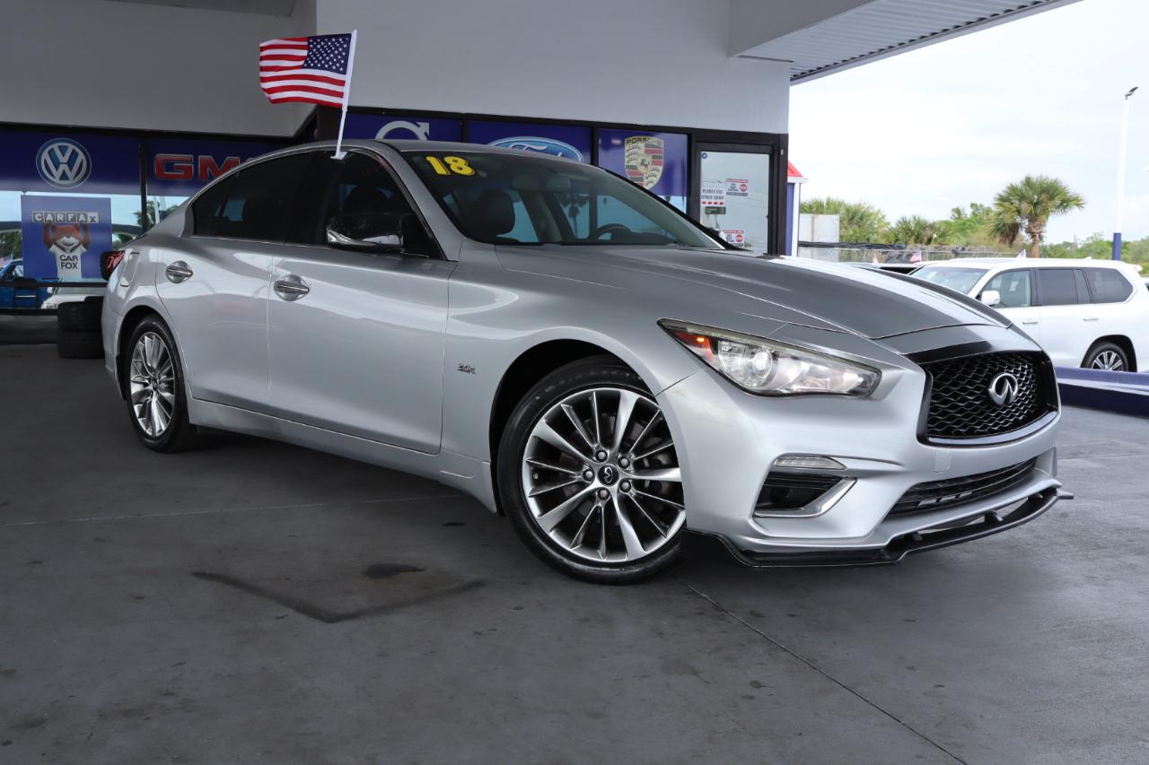 Infiniti Q50 3.0t LUXE RWD 2018