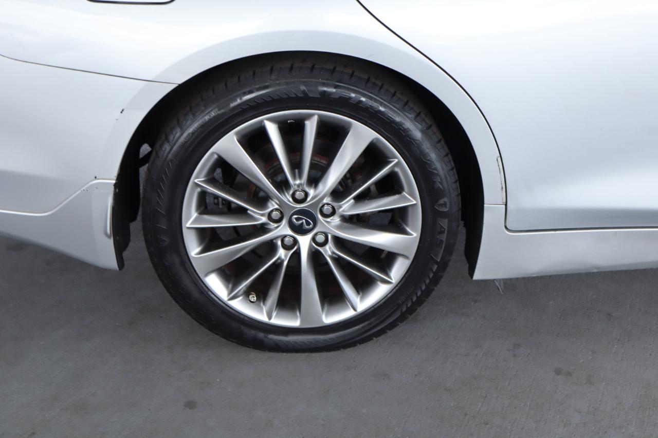 Infiniti Q50 3.0t LUXE RWD 2018