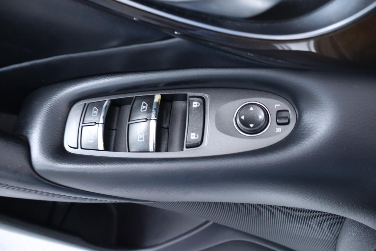 Infiniti Q50 3.0t LUXE RWD 2018