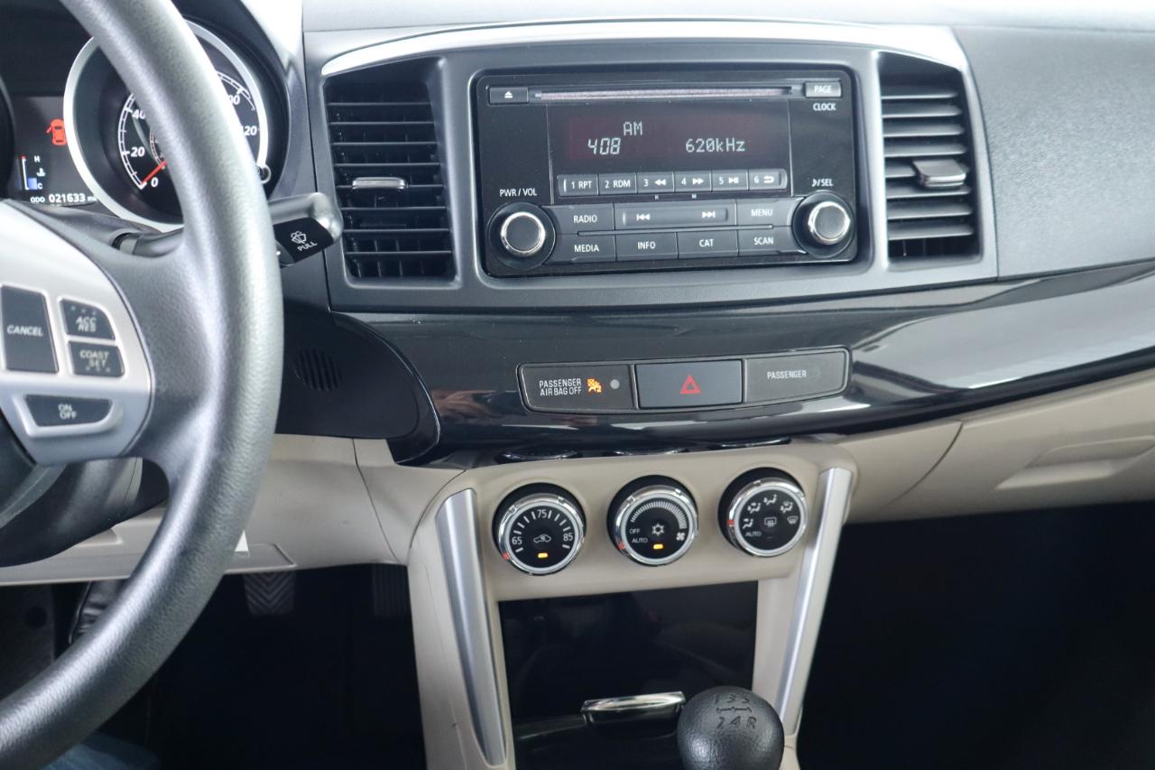 Mitsubishi Lancer 4dr Sdn Man ES FWD 2016