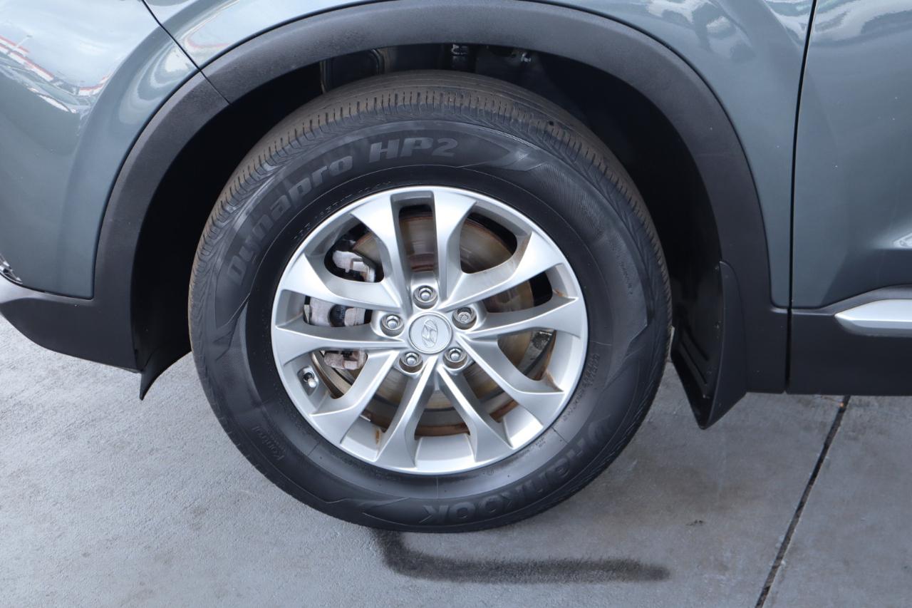 Hyundai Santa Fe SE 2.4L Auto FWD 2019