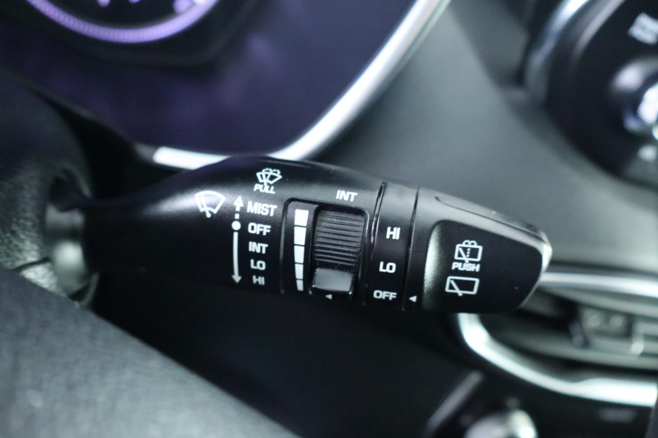 Hyundai Santa Fe SE 2.4L Auto FWD 2019