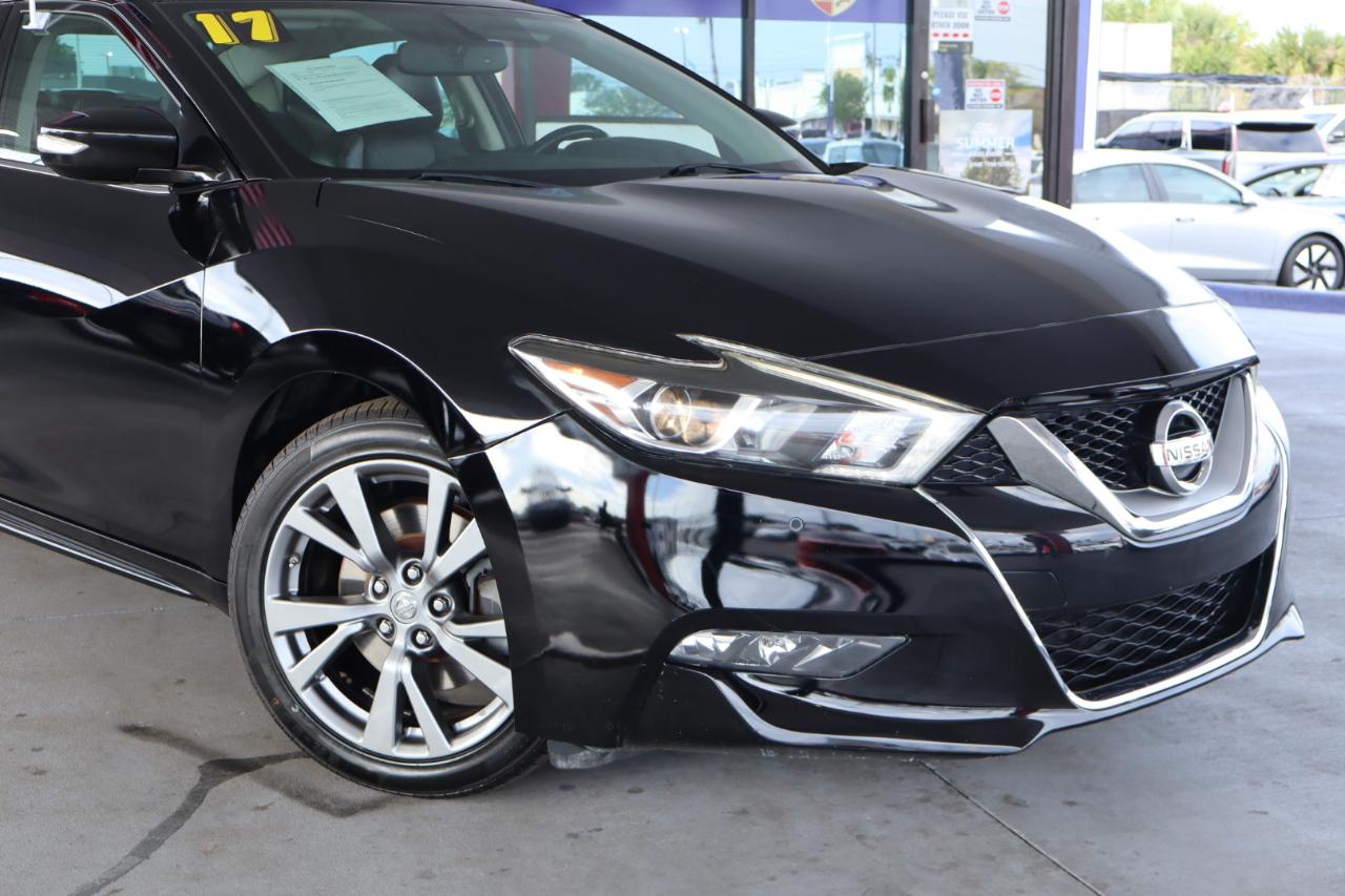 Nissan Maxima SV 3.5L *Ltd Avail* 2017