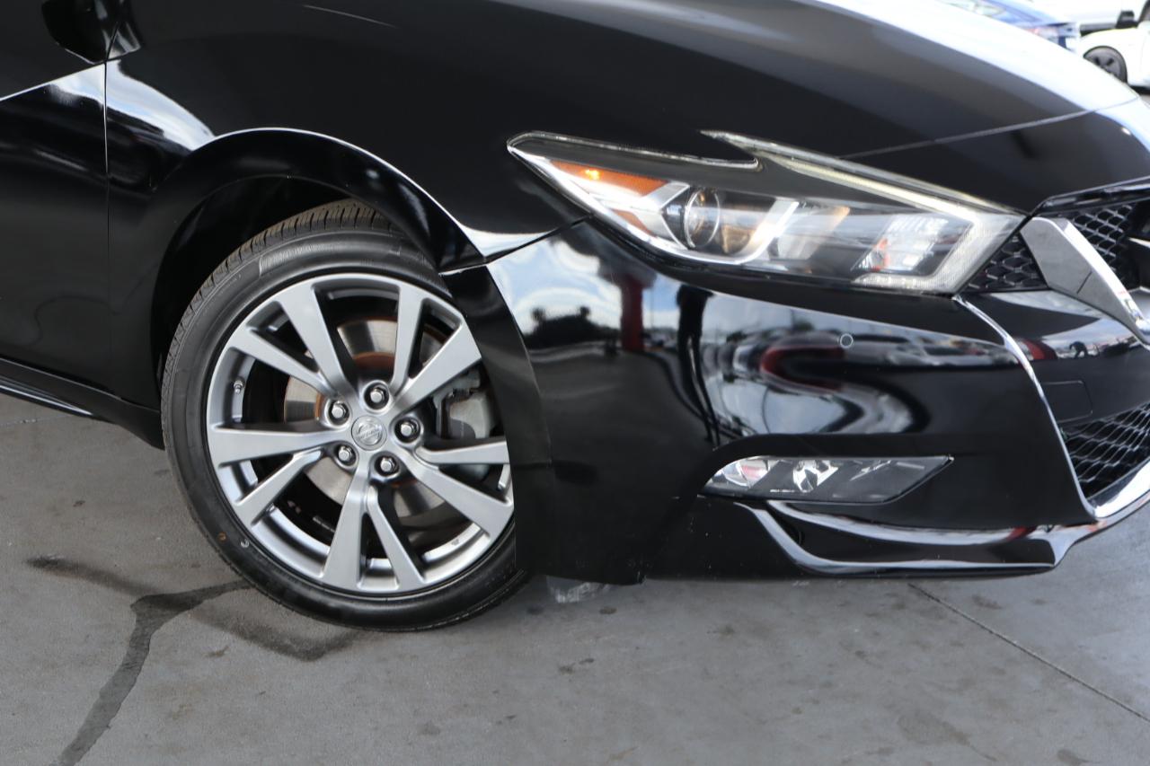 Nissan Maxima SV 3.5L *Ltd Avail* 2017