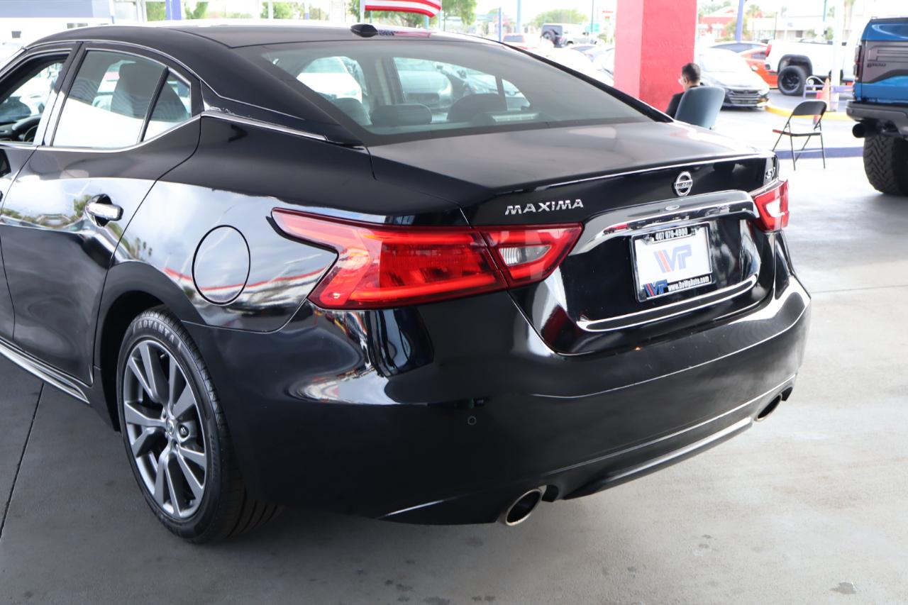 Nissan Maxima SV 3.5L *Ltd Avail* 2017