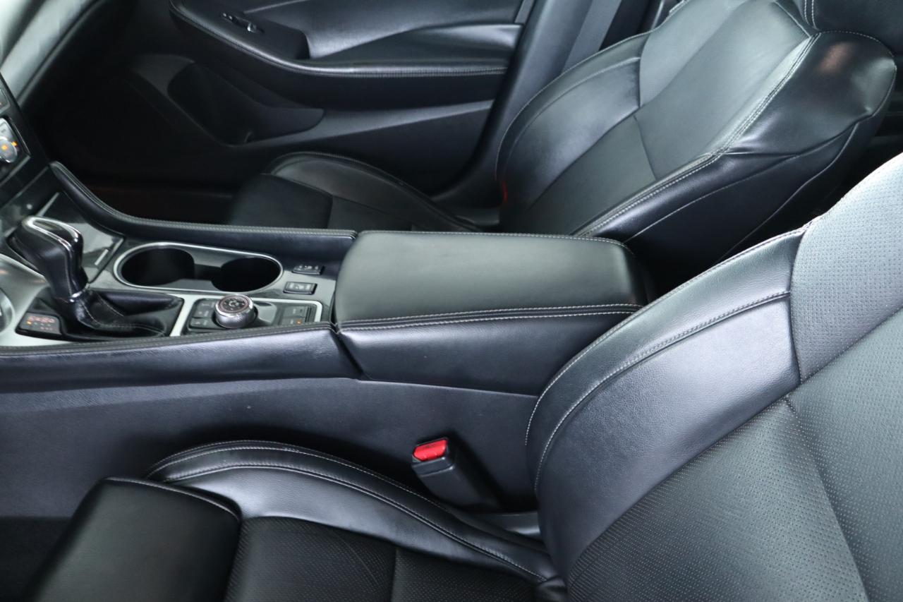 Nissan Maxima SV 3.5L *Ltd Avail* 2017