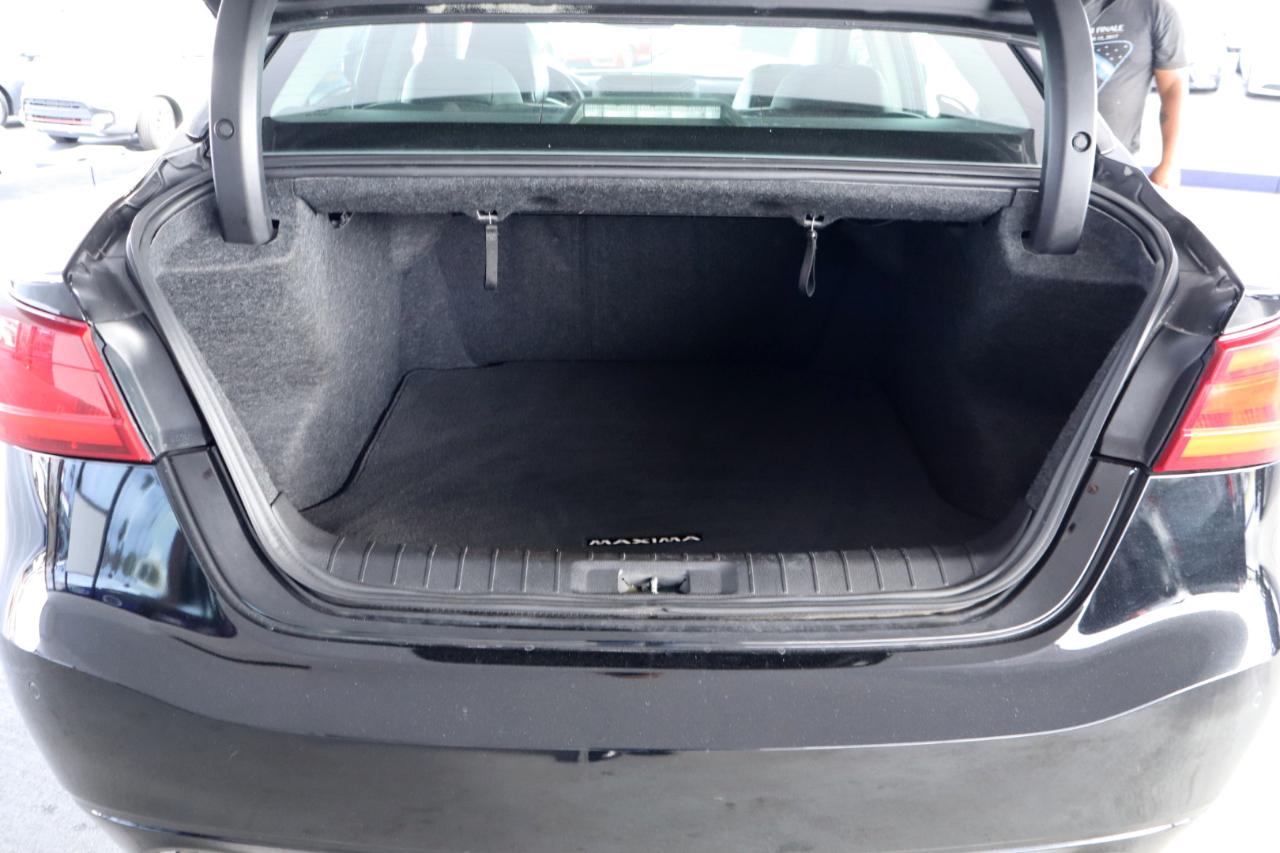 Nissan Maxima SV 3.5L *Ltd Avail* 2017