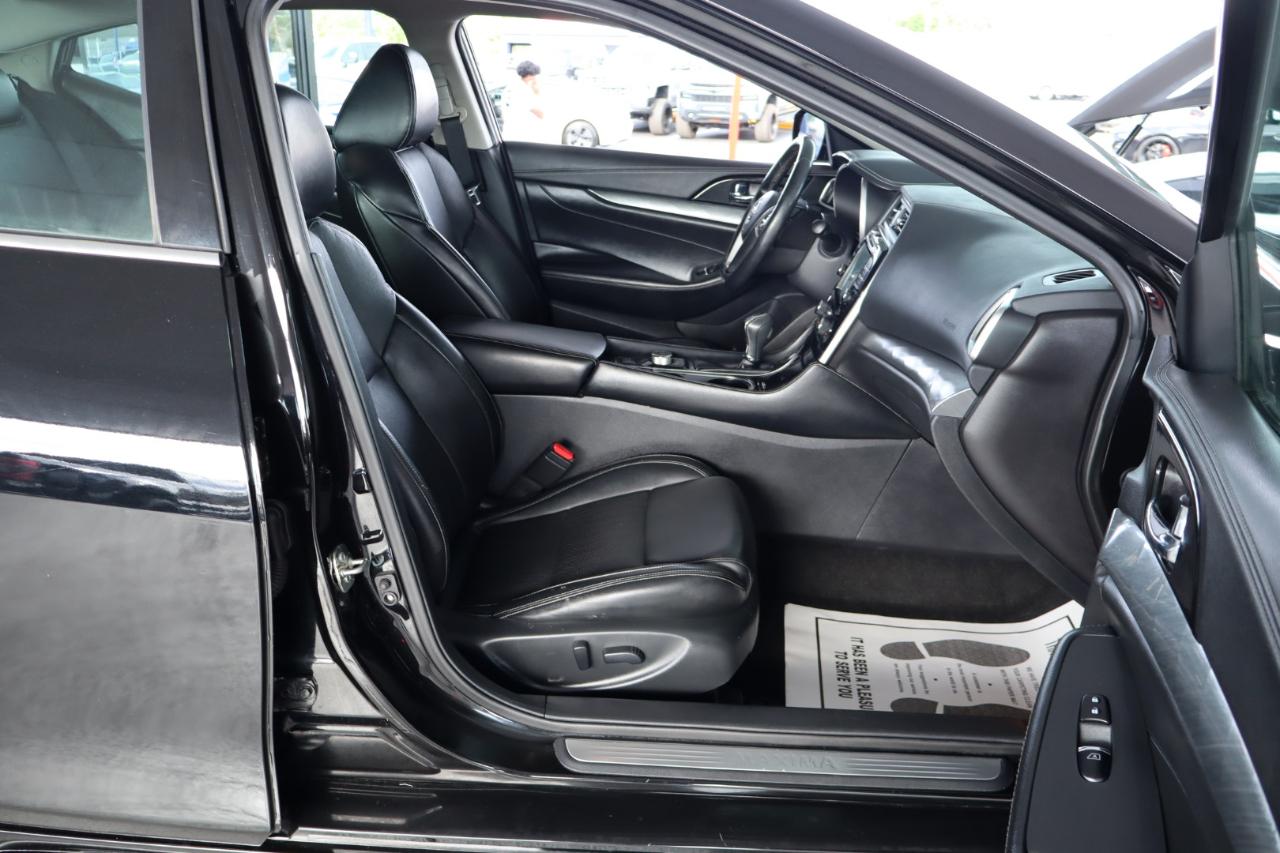 Nissan Maxima SV 3.5L *Ltd Avail* 2017