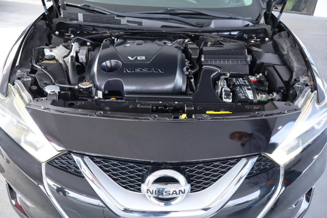 Nissan Maxima SV 3.5L *Ltd Avail* 2017