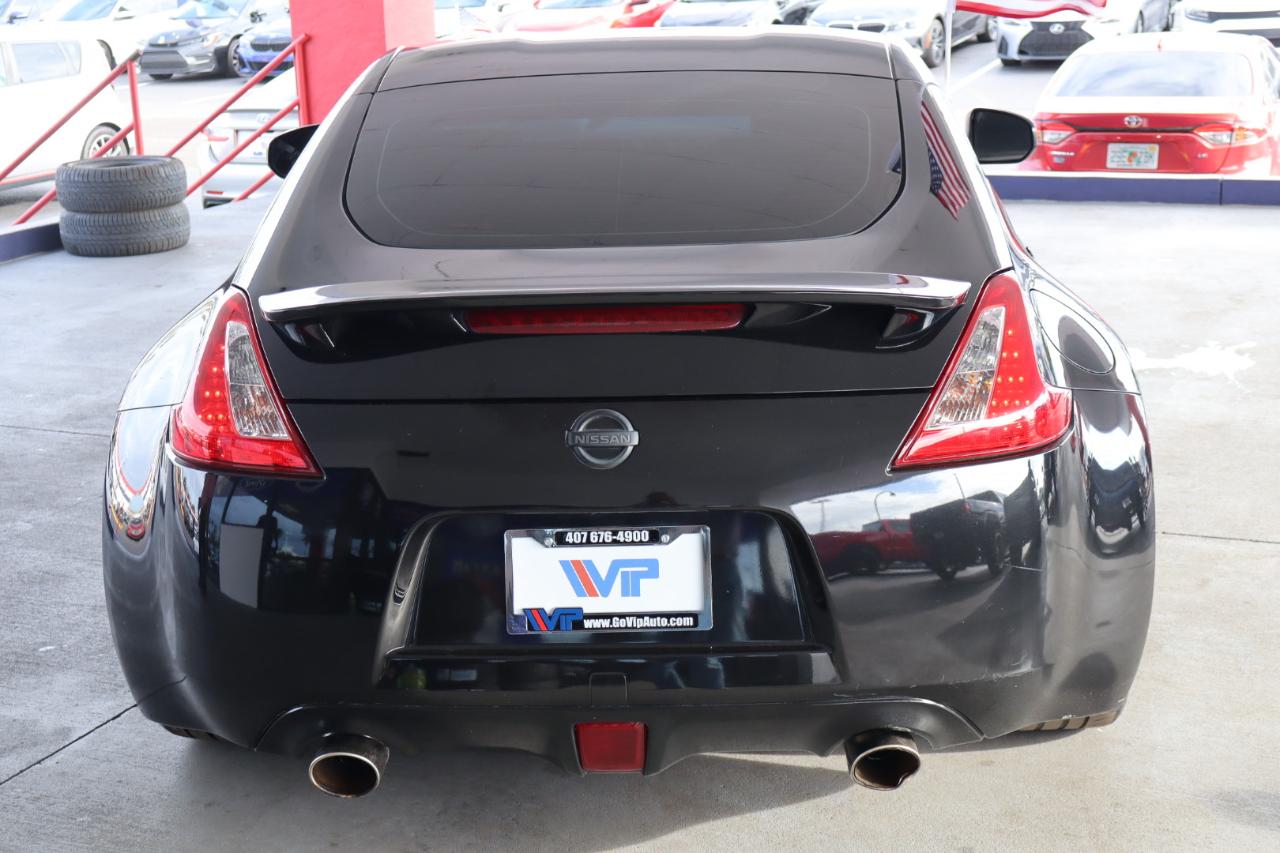 Nissan 370Z Coupe Sport Manual 2017