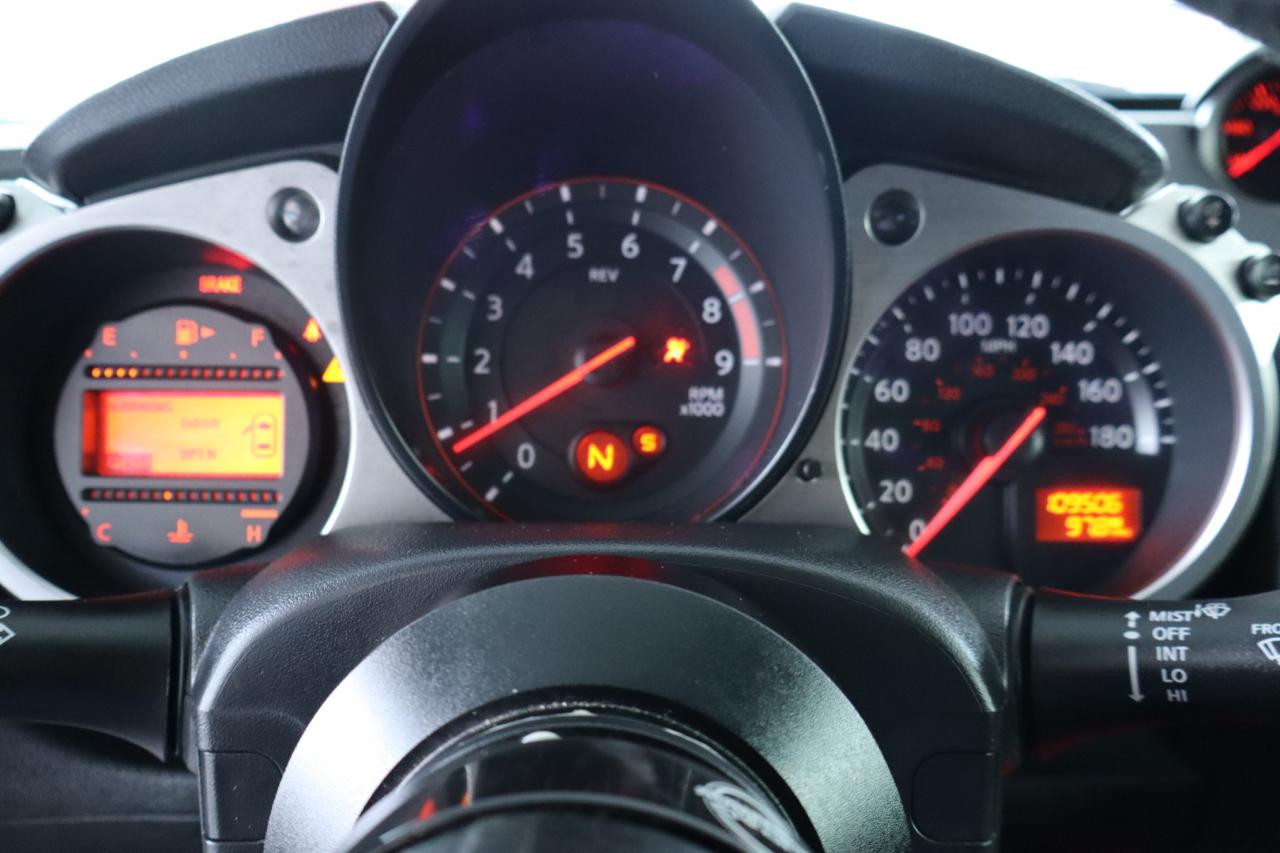 Nissan 370Z Coupe Sport Manual 2017