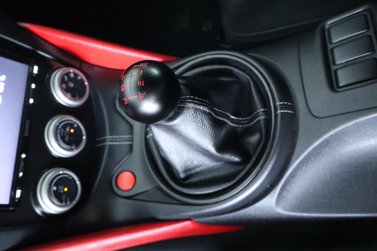 Nissan 370Z Coupe Sport Manual 2017