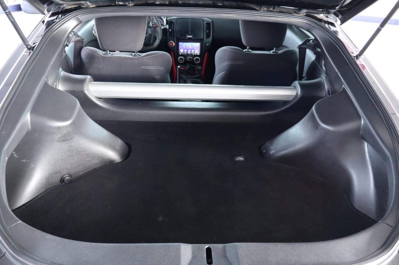 Nissan 370Z Coupe Sport Manual 2017