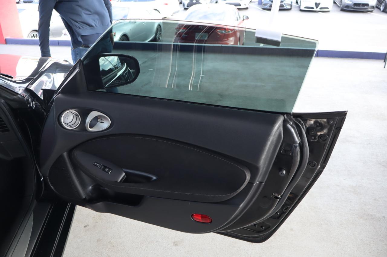 Nissan 370Z Coupe Sport Manual 2017