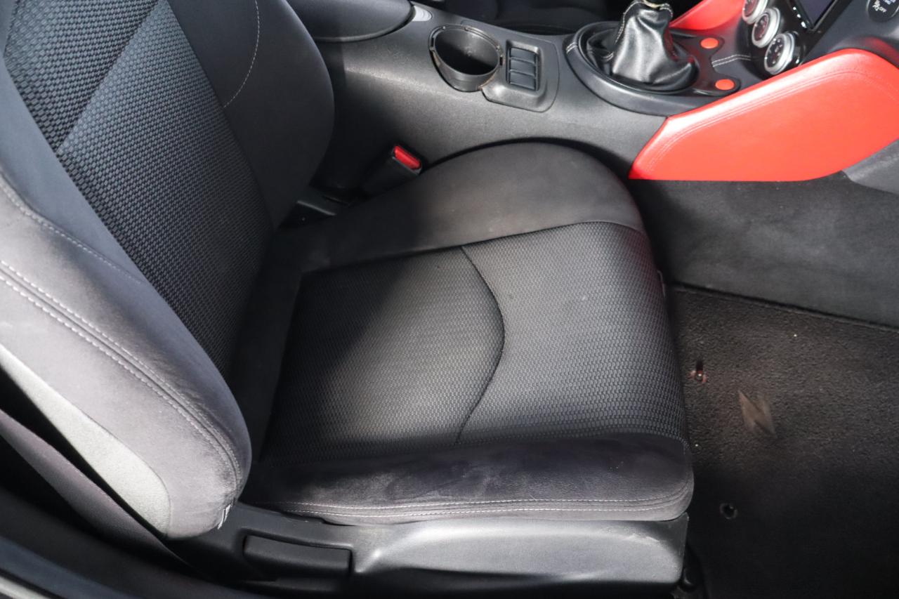 Nissan 370Z Coupe Sport Manual 2017