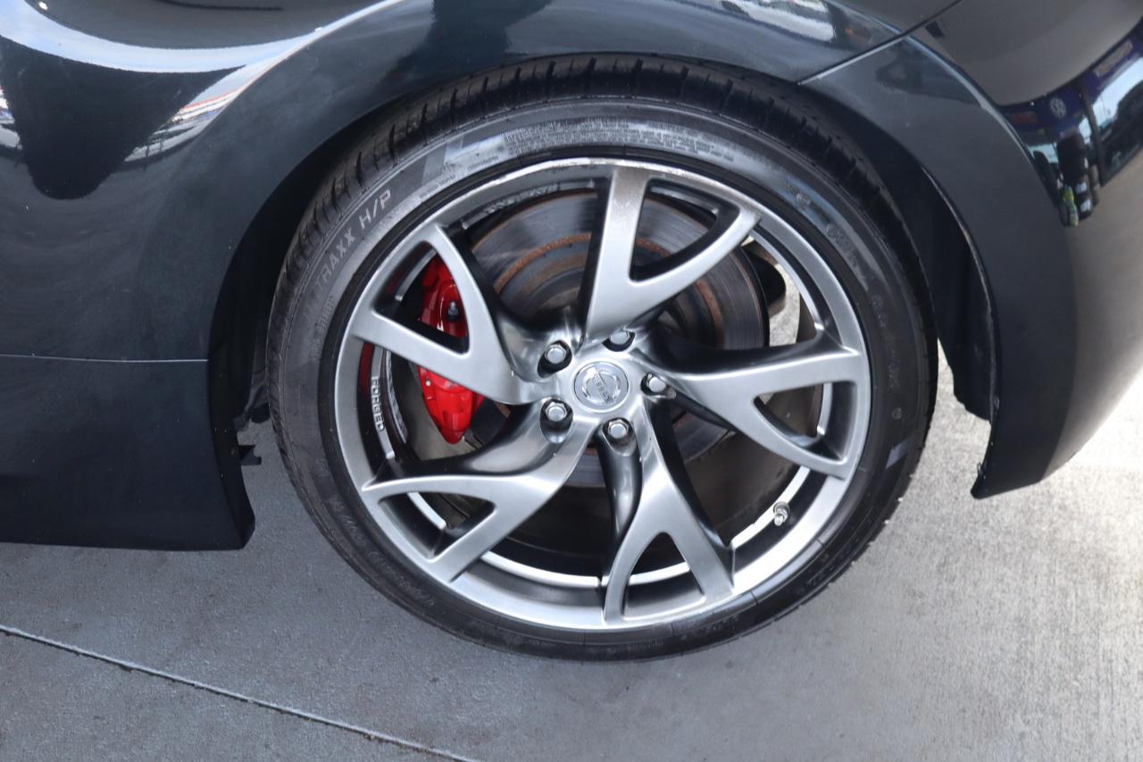 Nissan 370Z Coupe Sport Manual 2017