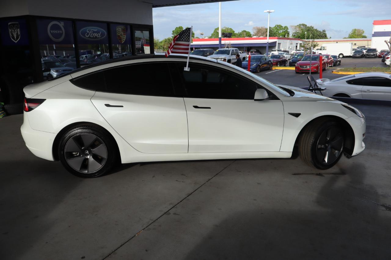Tesla Model 3 Standard Range Plus RWD 2021