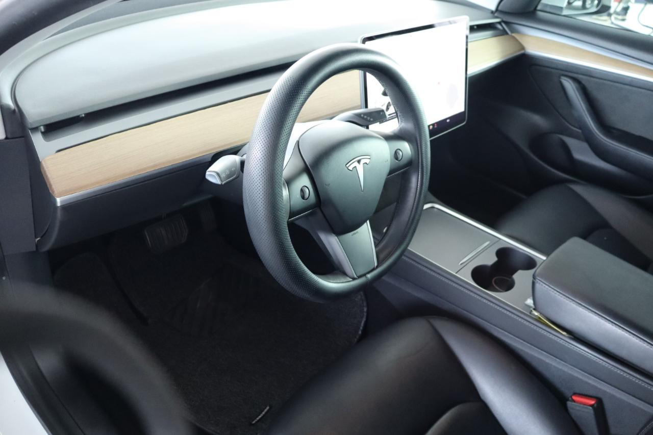 Tesla Model 3 Standard Range Plus RWD 2021