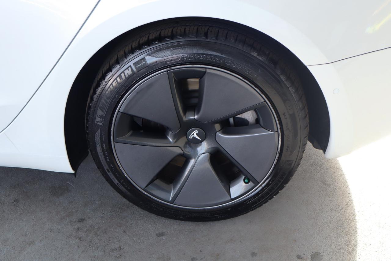 Tesla Model 3 Standard Range Plus RWD 2021