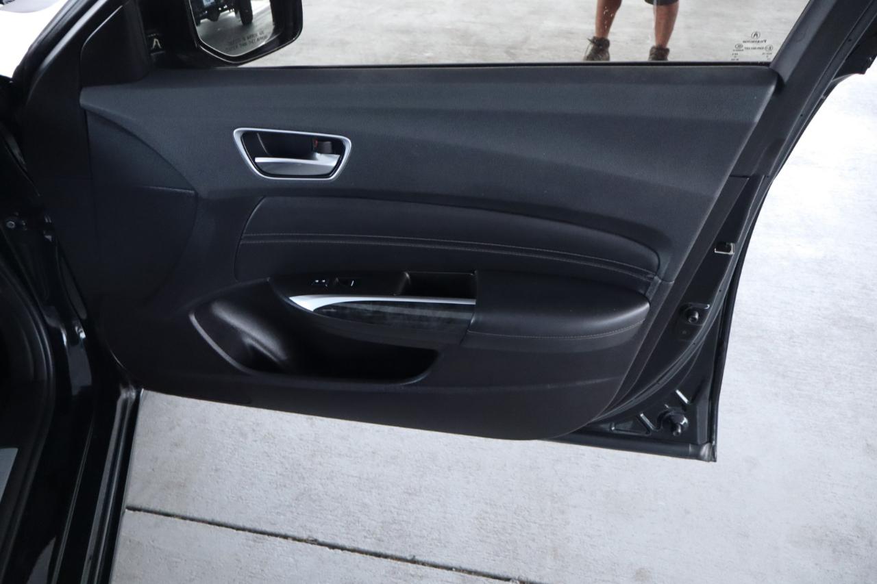 Acura TLX 2.4L FWD 2020