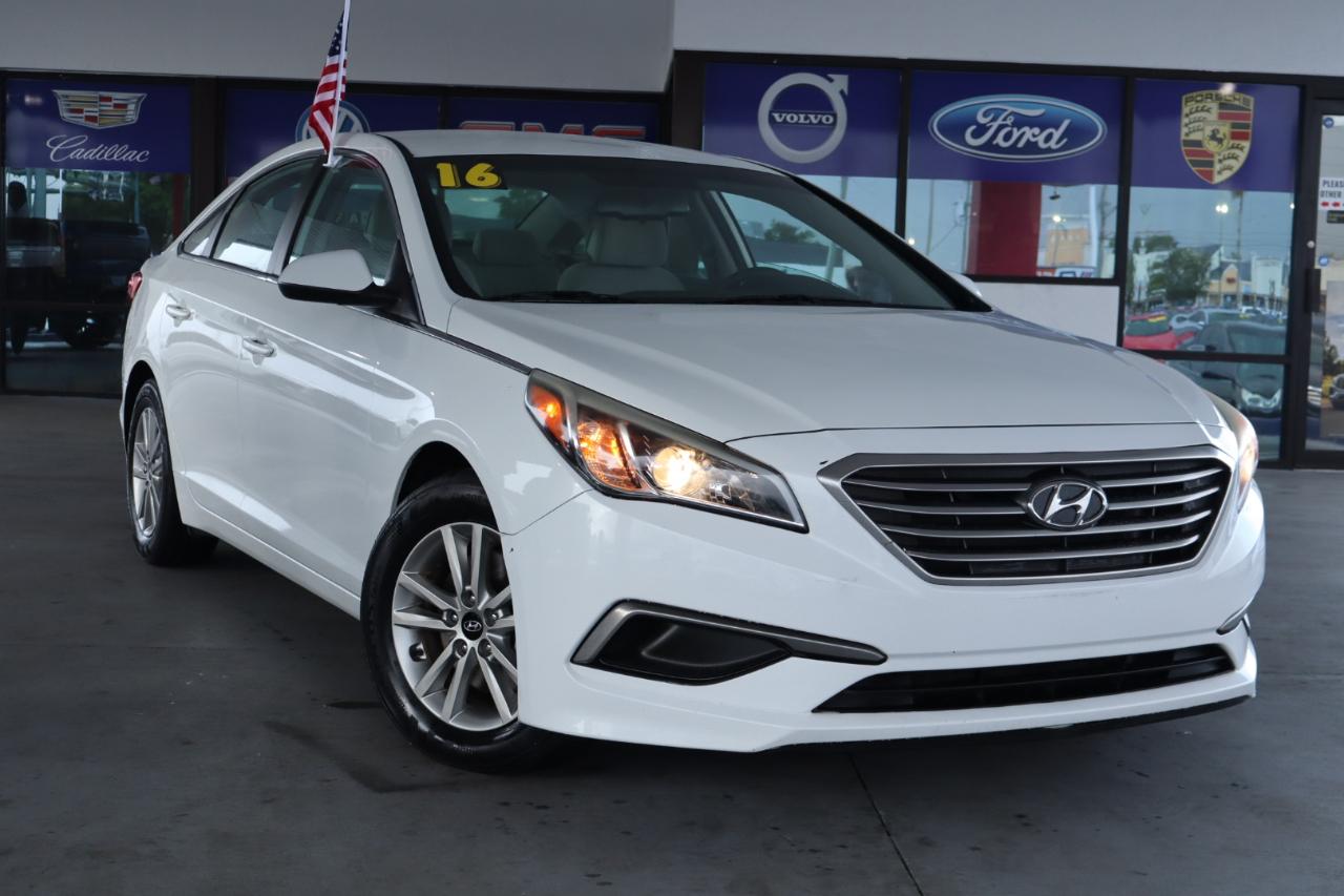 Hyundai Sonata 4dr Sdn 2.4L SE 2016