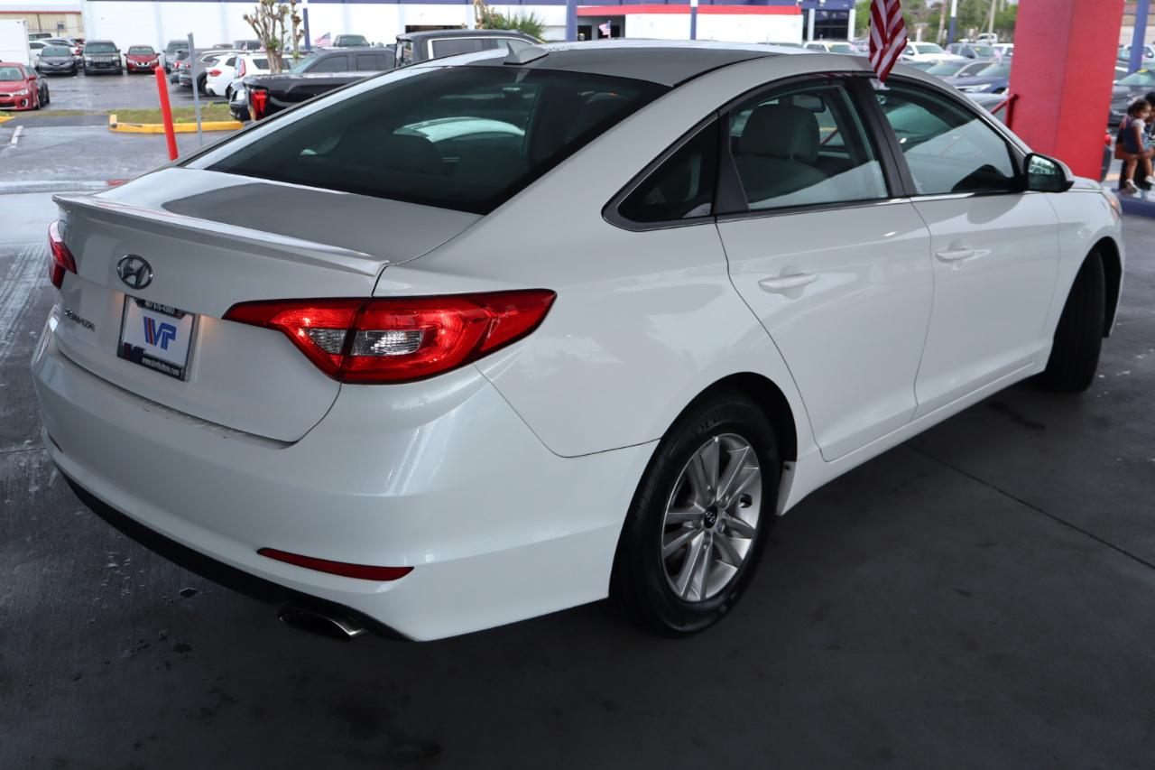 Hyundai Sonata 4dr Sdn 2.4L SE 2016