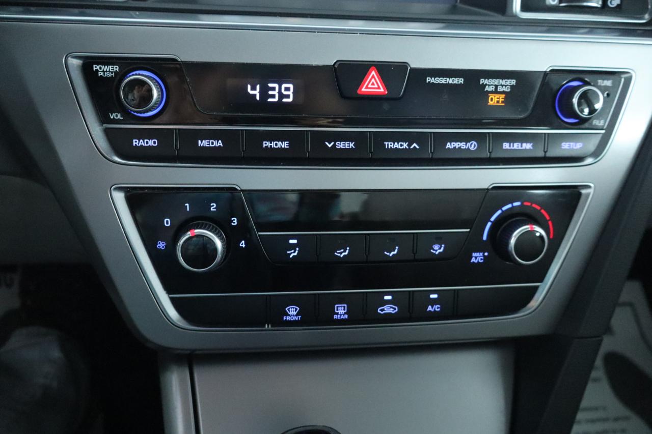 Hyundai Sonata 4dr Sdn 2.4L SE 2016