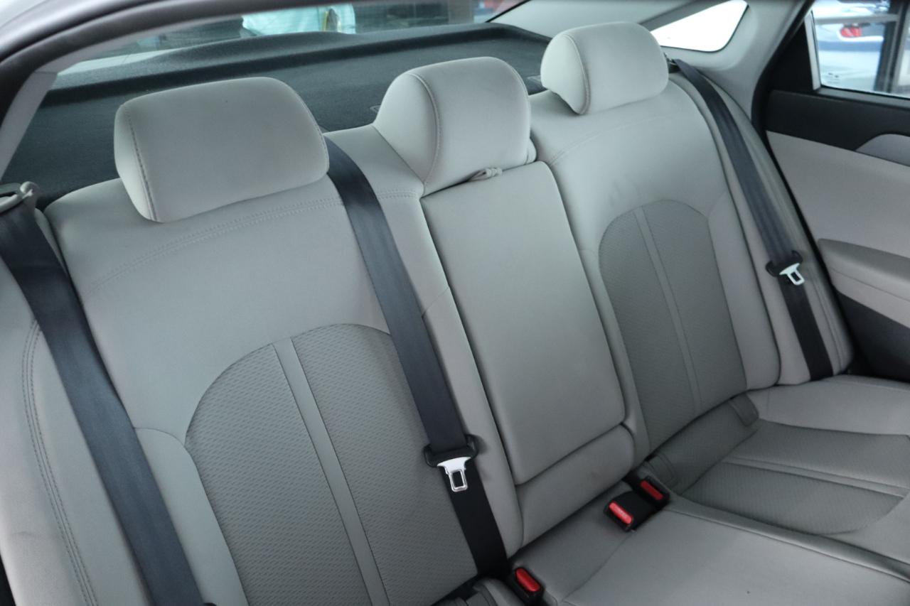 Hyundai Sonata 4dr Sdn 2.4L SE 2016