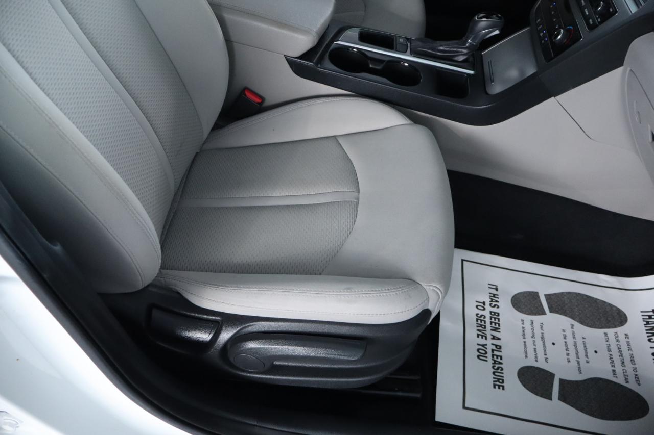 Hyundai Sonata 4dr Sdn 2.4L SE 2016