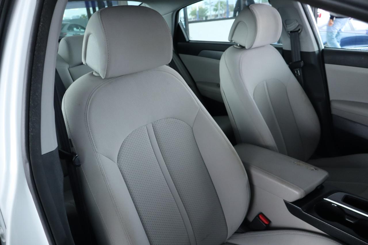 Hyundai Sonata 4dr Sdn 2.4L SE 2016