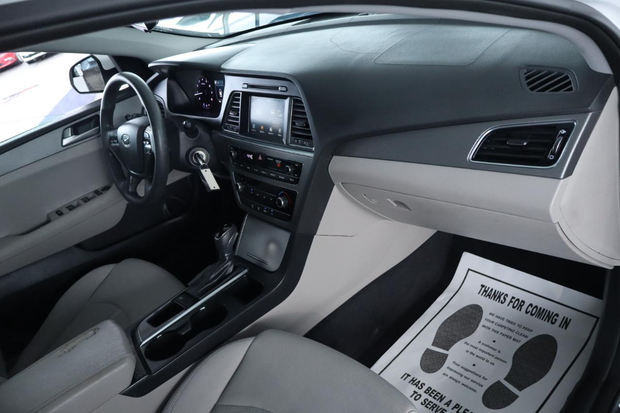 Hyundai Sonata 4dr Sdn 2.4L SE 2016