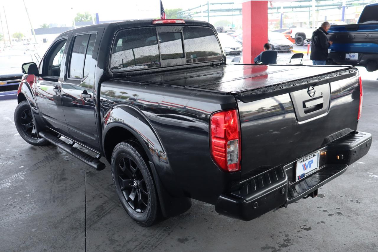 Nissan Frontier Crew Cab 4x2 SV Auto 2020