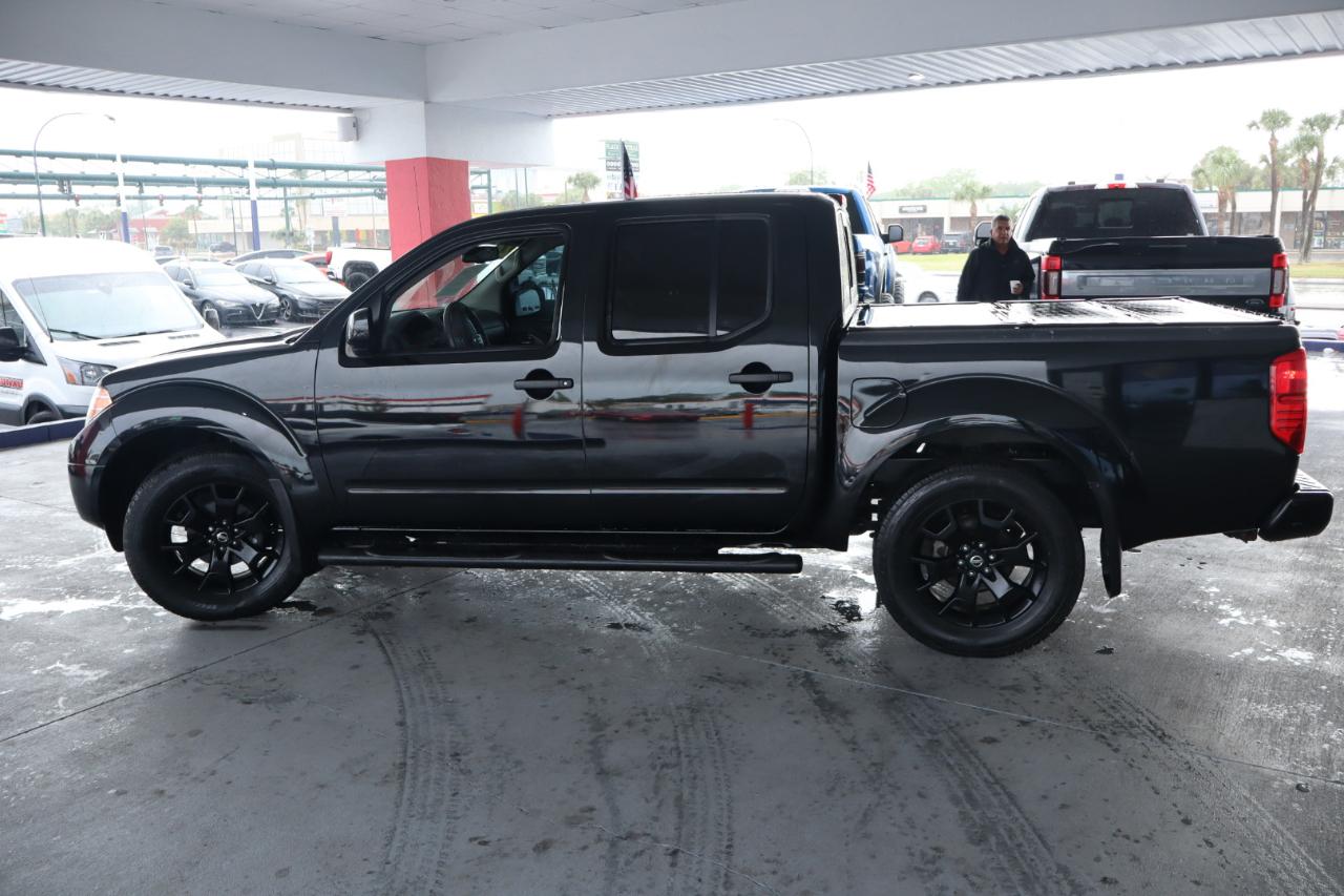 Nissan Frontier Crew Cab 4x2 SV Auto 2020