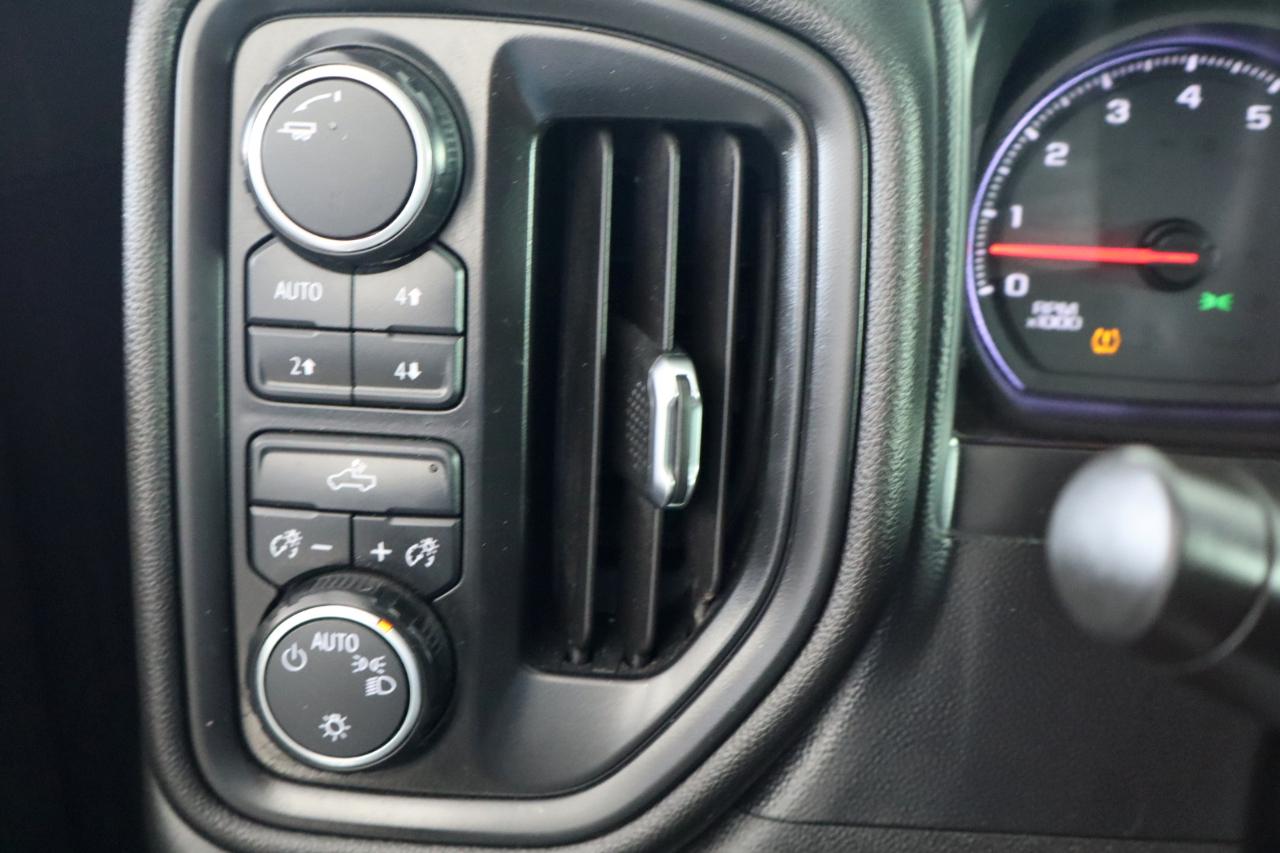 Chevrolet Silverado 1500 4WD Crew Cab 147" Custom Trail Boss 2019