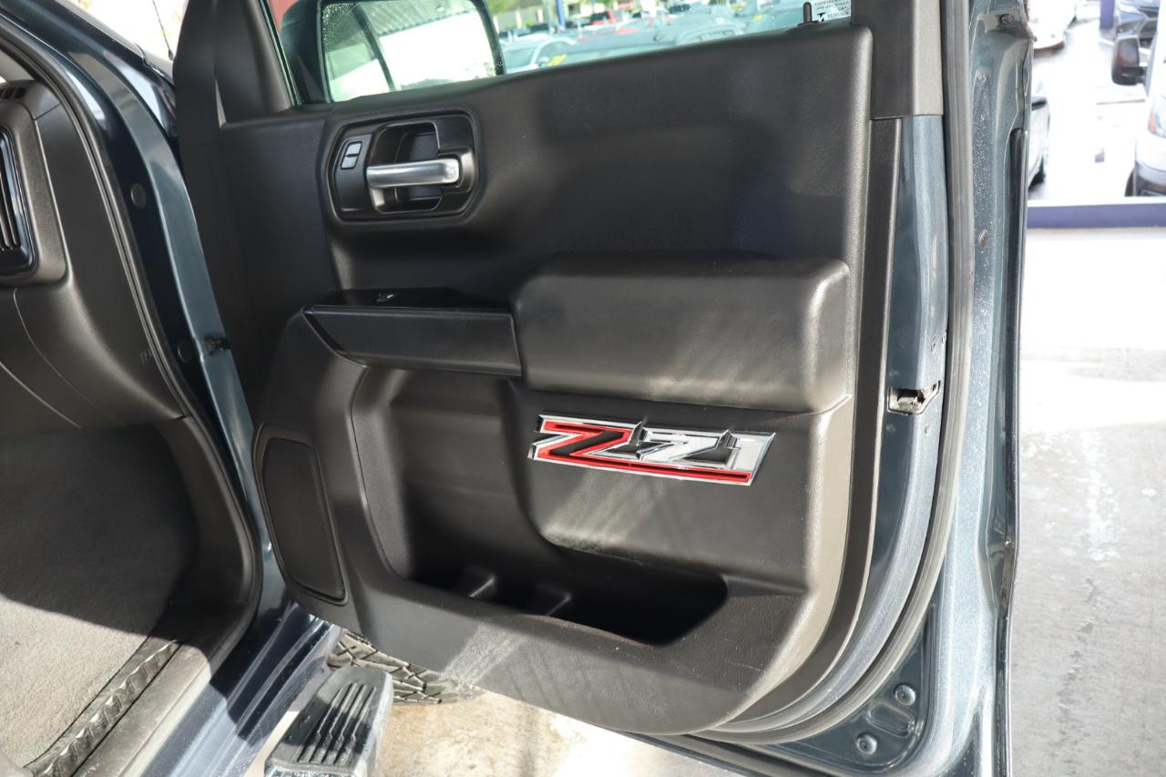 Chevrolet Silverado 1500 4WD Crew Cab 147" Custom Trail Boss 2019