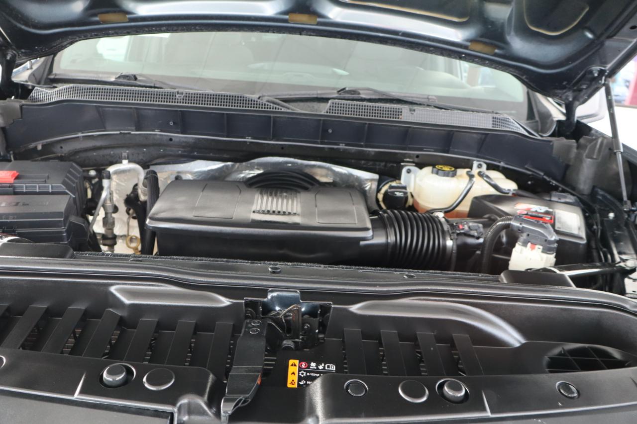 Chevrolet Silverado 1500 4WD Crew Cab 147" Custom Trail Boss 2019