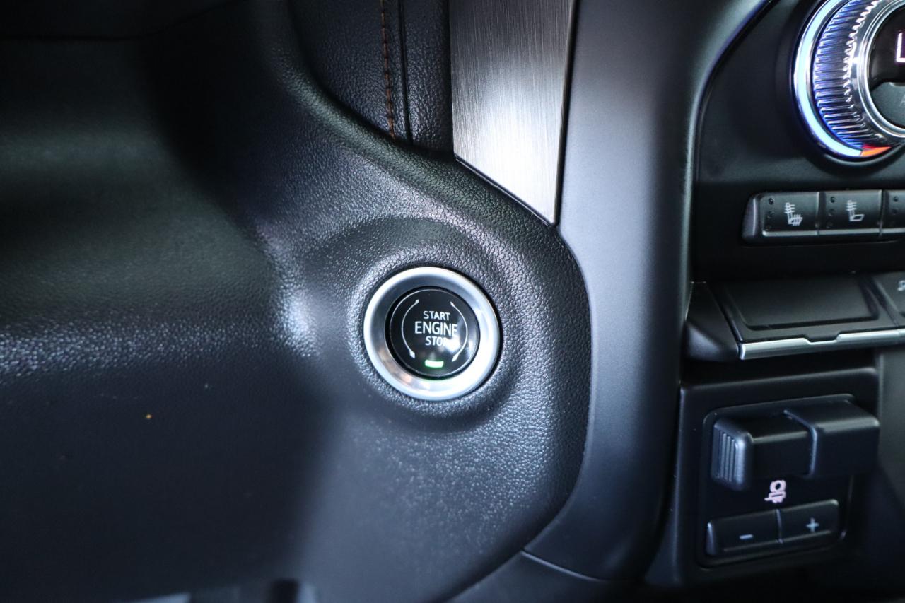 GMC Sierra 1500 Limited 4WD Crew Cab 147" AT4 2022