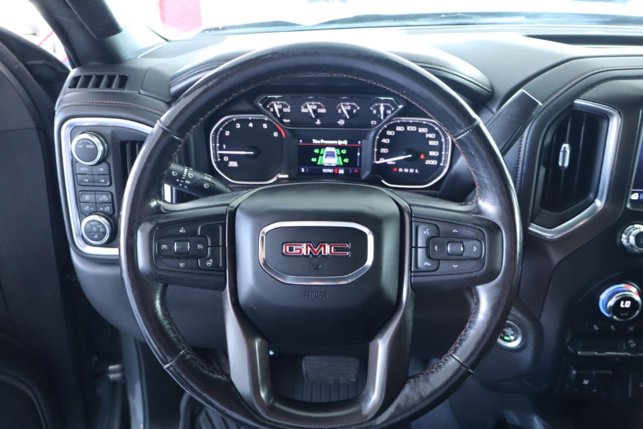 GMC Sierra 1500 Limited 4WD Crew Cab 147" AT4 2022
