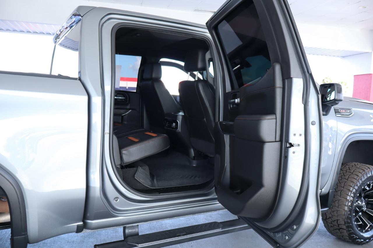 GMC Sierra 1500 Limited 4WD Crew Cab 147" AT4 2022