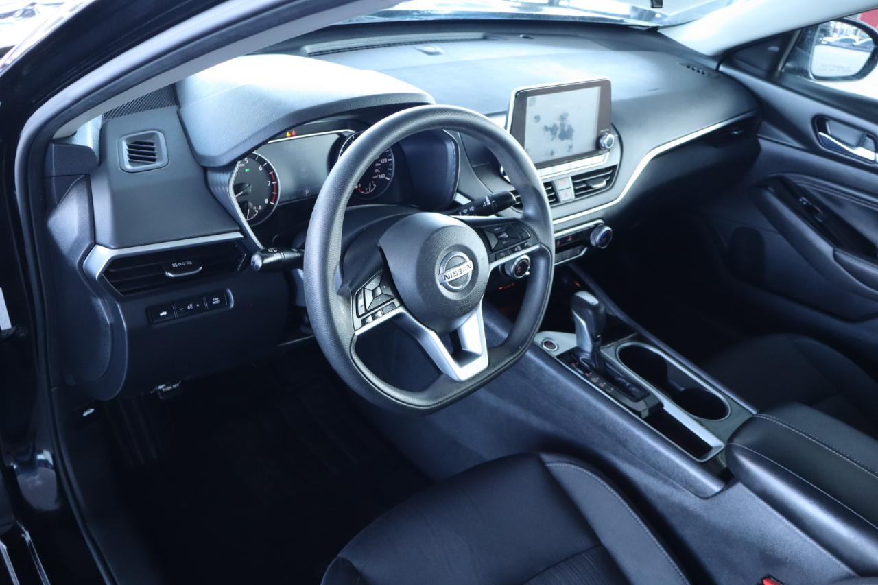 Nissan Altima 2.5 SV Sedan 2021