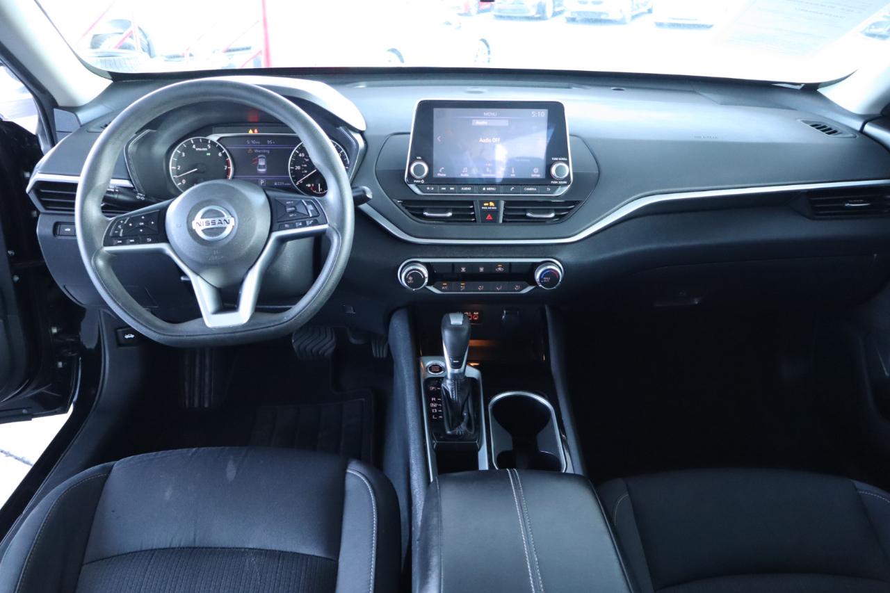 Nissan Altima 2.5 SV Sedan 2021