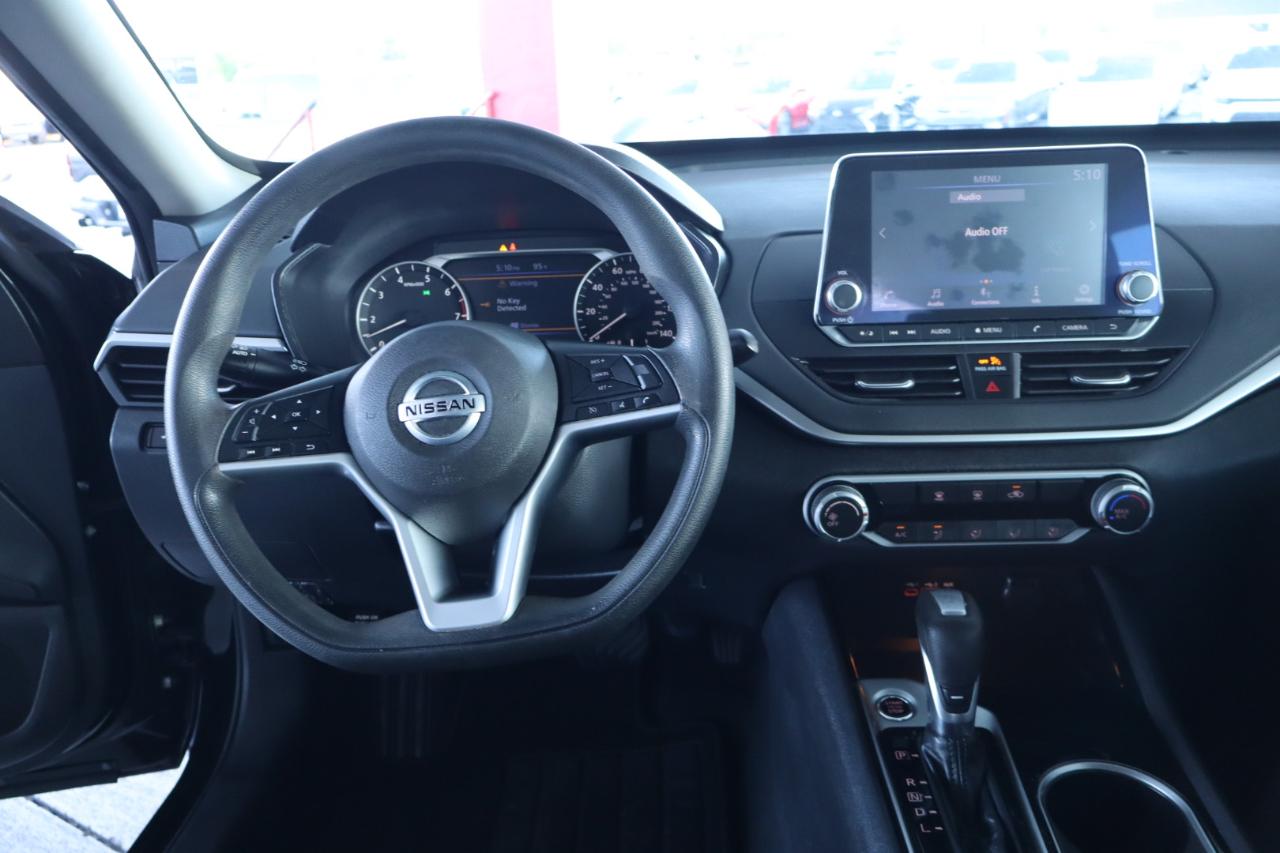 Nissan Altima 2.5 SV Sedan 2021