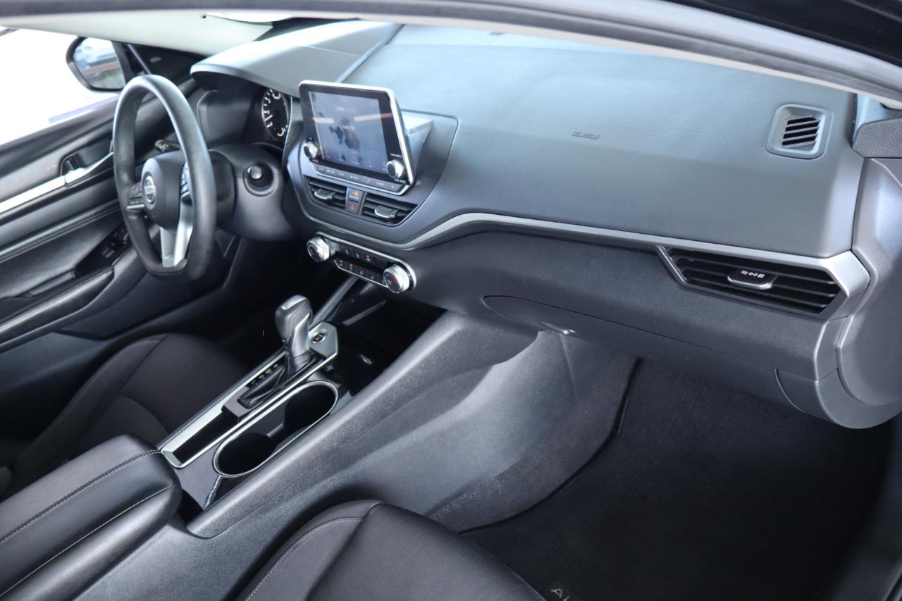 Nissan Altima 2.5 SV Sedan 2021