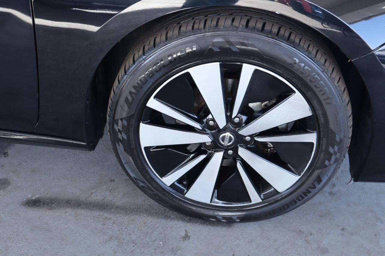 Nissan Altima 2.5 SV Sedan 2021