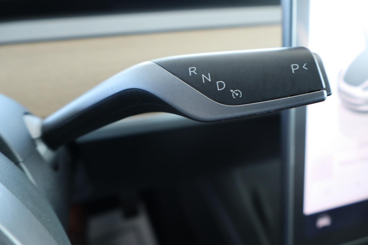 Tesla Model 3 RWD 2023