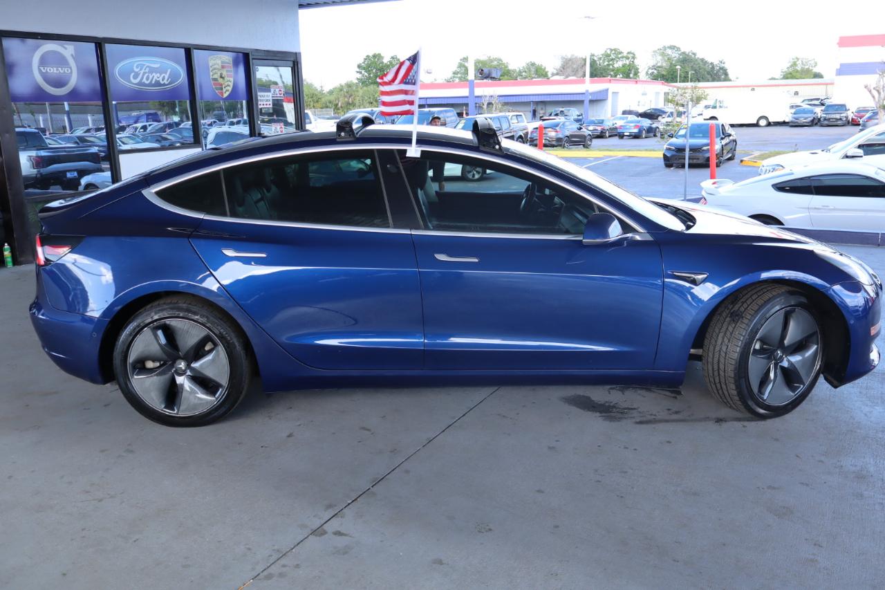 Tesla Model 3 Mid Range RWD *Ltd Avail* 2019